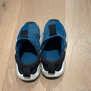 Air Jordan’s Kids Size 12.5C Blue Slip-On Shoes.